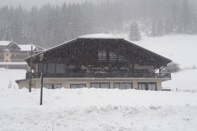 location chalet ski bellevaux hirmentaz