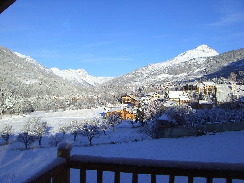 photo 0 Location entre particuliers Brianon appartement Provence-Alpes-Cte d'Azur Hautes-Alpes Vue du balcon