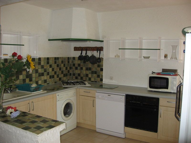 photo 1 Location entre particuliers Frjus appartement Provence-Alpes-Cte d'Azur Var Cuisine amricaine