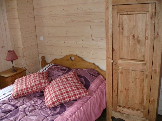 photo 7 Location entre particuliers Samons appartement Rhne-Alpes Haute-Savoie chambre