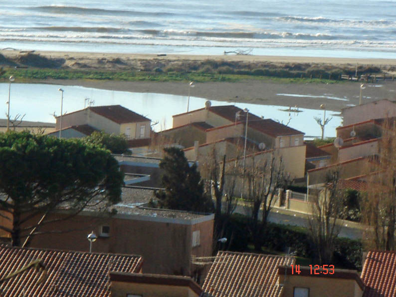 photo 8 Location entre particuliers Saint Pierre la Mer appartement Languedoc-Roussillon Aude Vue de la terrasse