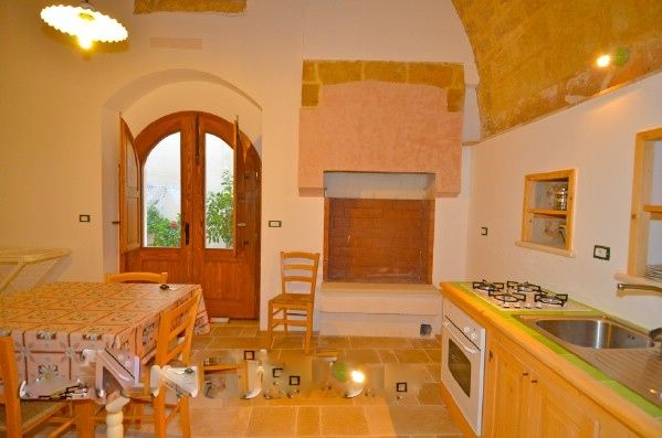 photo 9 Location entre particuliers Pescoluse appartement Pouilles Lecce (province de) Cuisine indpendante