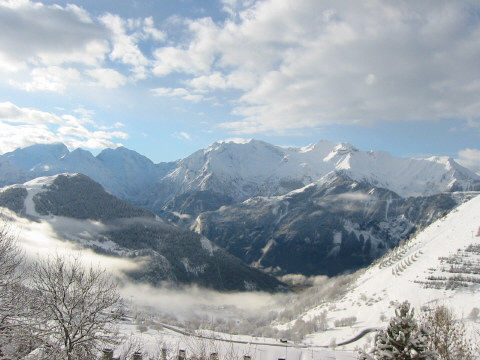 photo 0 Location entre particuliers Alpe d'Huez appartement Rhne-Alpes Isre Vue de la terrasse