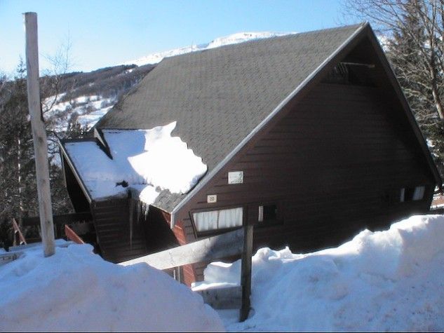 photo 3 Location entre particuliers Besse - Super Besse chalet Auvergne Puy-de-Dme Vue extrieure de la location