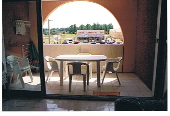 photo 0 Location entre particuliers Vias appartement Languedoc-Roussillon Hrault Loggia