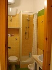 photo 6 Location entre particuliers Villasimius appartement Sardaigne Cagliari (province de) salle de bain