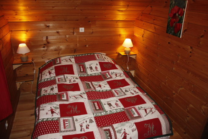 photo 8 Location entre particuliers Montgenvre chalet Provence-Alpes-Cte d'Azur Hautes-Alpes chambre