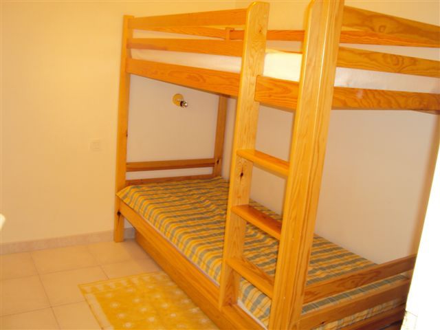 photo 5 Location entre particuliers Le Lavandou appartement Provence-Alpes-Cte d'Azur Var chambre 2