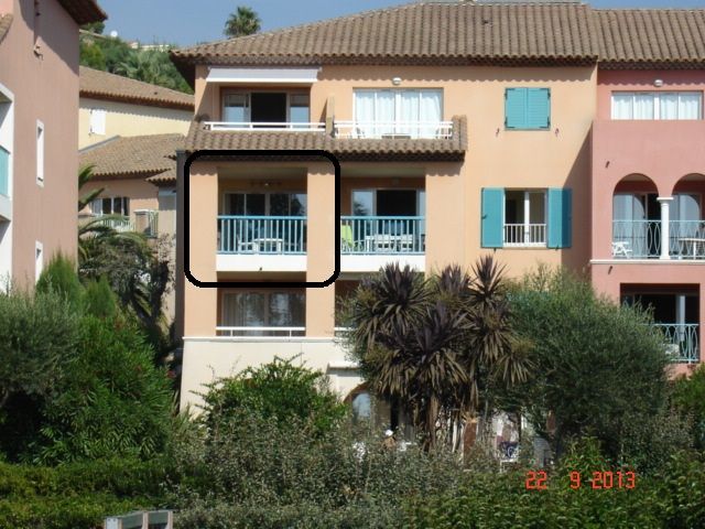 photo 2 Location entre particuliers Les Issambres appartement Provence-Alpes-Cte d'Azur Var Vue extrieure de la location