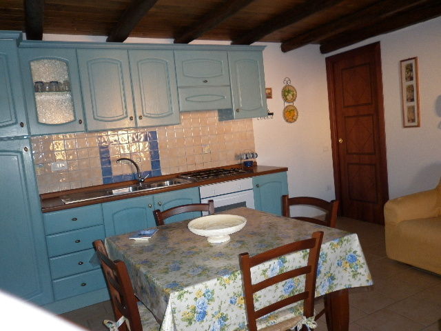photo 3 Location entre particuliers Cala Liberotto appartement Sardaigne Nuoro (province de) Coin cuisine