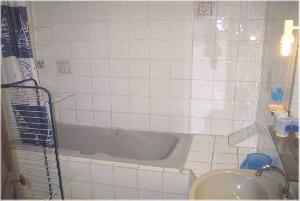 photo 6 Location entre particuliers Apt gite Provence-Alpes-Cte d'Azur Vaucluse salle de bain
