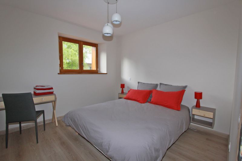 photo 8 Location entre particuliers Annecy gite Rhne-Alpes Haute-Savoie chambre 3