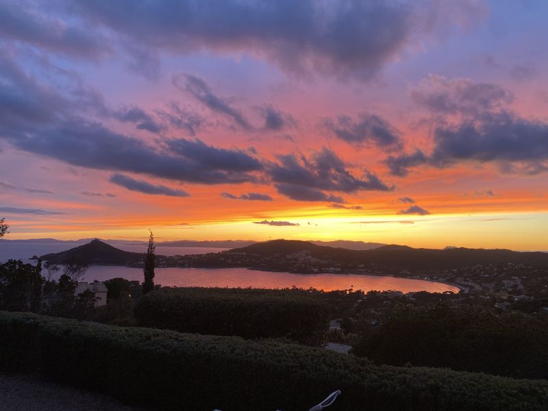 photo 24 Location entre particuliers Saint Raphael villa Provence-Alpes-Cte d'Azur Var Vue de la terrasse