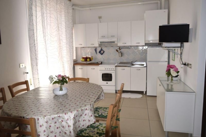 photo 4 Location entre particuliers Bellaria Igea Marina appartement milie-Romagne Rimini (province de) Salle  manger