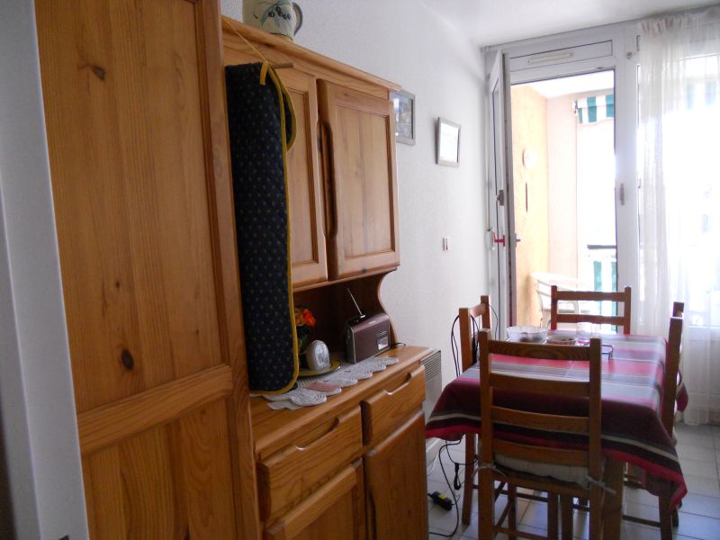 photo 6 Location entre particuliers La Londe-les-Maures appartement Provence-Alpes-Cte d'Azur Var Salle  manger