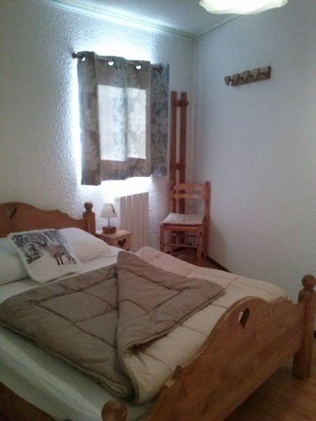 photo 8 Location entre particuliers Alpe d'Huez appartement Rhne-Alpes Isre chambre 1