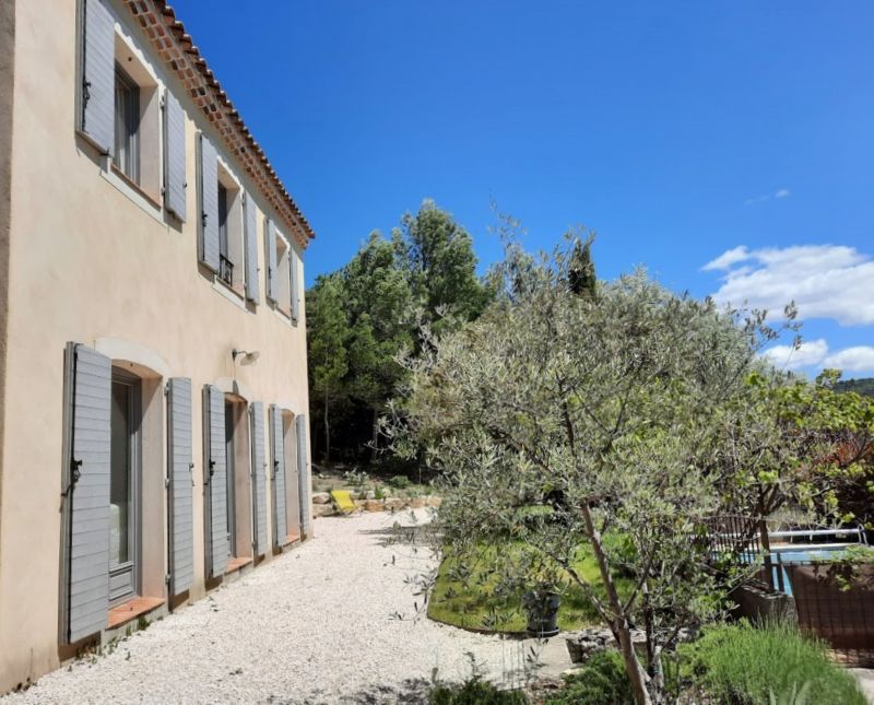 photo 16 Location entre particuliers Apt villa Provence-Alpes-Cte d'Azur Vaucluse Vue extrieure de la location