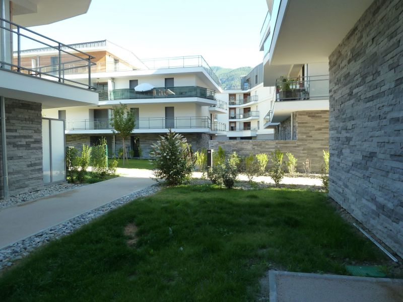 photo 22 Location entre particuliers Serre Chevalier appartement Provence-Alpes-Cte d'Azur Hautes-Alpes Jardin