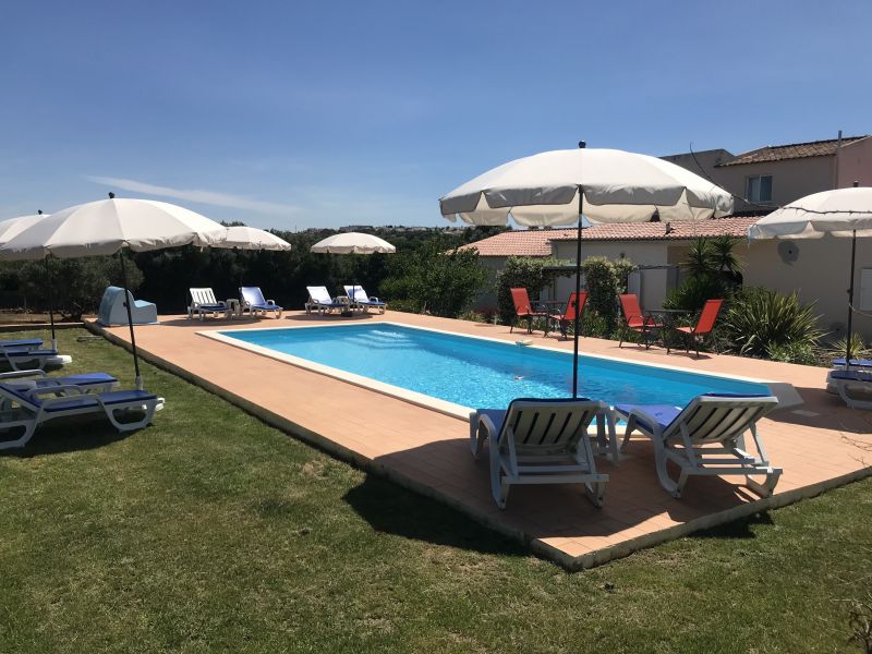 photo 1 Location entre particuliers Lagos gite Algarve  Piscine