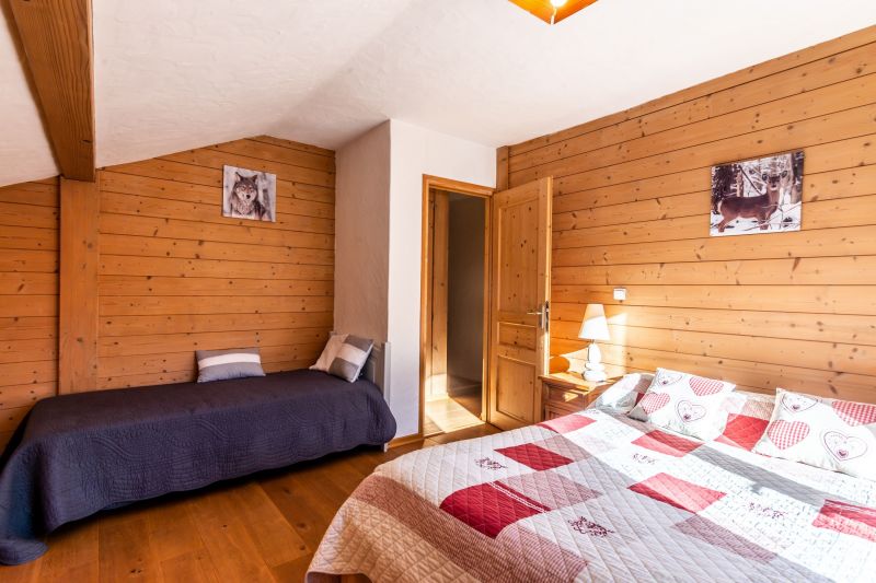 photo 15 Location entre particuliers Praz sur Arly chalet Rhne-Alpes Haute-Savoie chambre 1