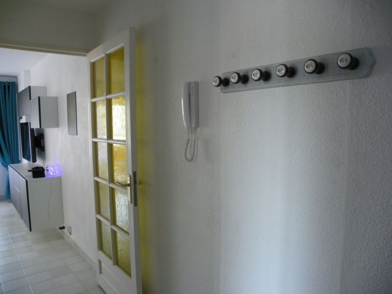 photo 15 Location entre particuliers  appartement Provence-Alpes-Cte d'Azur Var Couloir