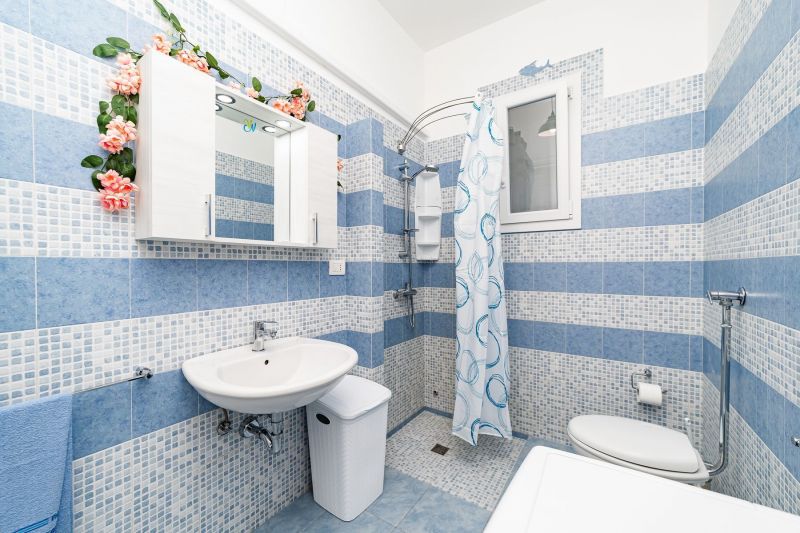 photo 17 Location entre particuliers Torre Suda appartement   salle de bain