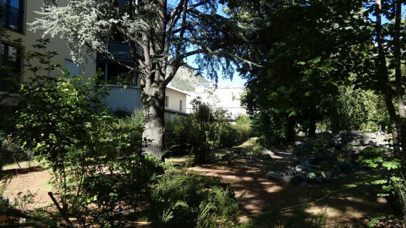 photo 10 Location entre particuliers Brianon appartement Provence-Alpes-Cte d'Azur Hautes-Alpes Jardin