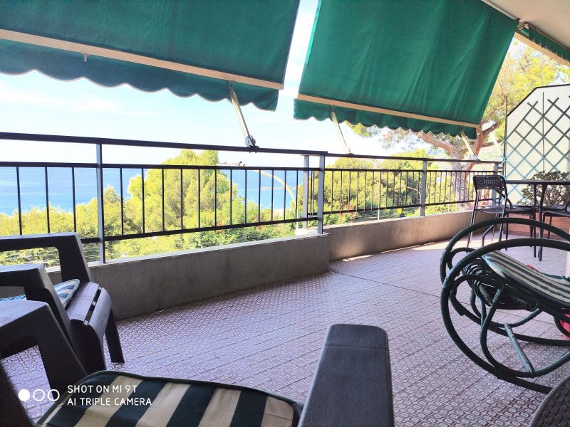 photo 2 Location entre particuliers Ospedaletti appartement Ligurie Imperia (province d') Terrasse