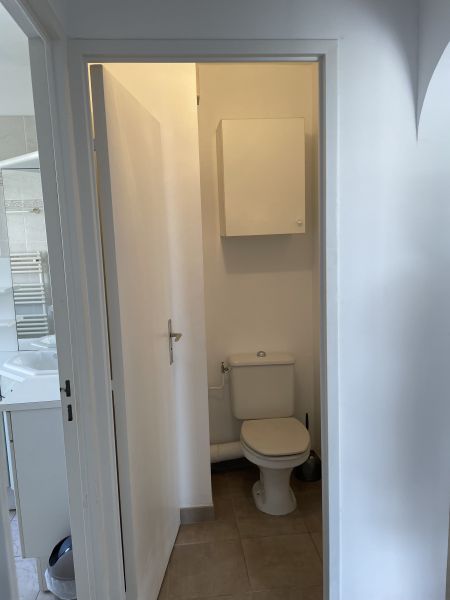 photo 15 Location entre particuliers Frjus appartement Provence-Alpes-Cte d'Azur Var WC spar