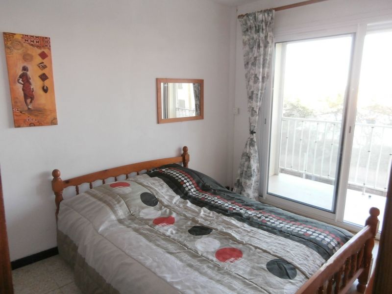 photo 4 Location entre particuliers Saint Pierre la Mer maison Languedoc-Roussillon Aude chambre 1