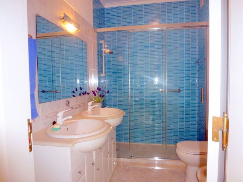 photo 5 Location entre particuliers Sesimbra appartement Grand Lisbonne et Setbal Setbal salle de bain