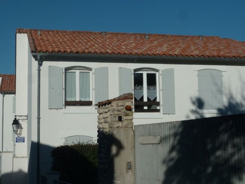 photo 4 Location entre particuliers Saint Martin de R appartement Poitou-Charentes Charente-Maritime Vue extrieure de la location