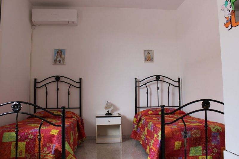 photo 17 Location entre particuliers Pescoluse appartement Pouilles Lecce (province de) chambre 2