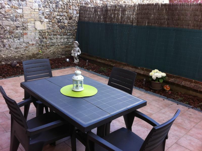 photo 10 Location entre particuliers Honfleur studio Basse-Normandie Calvados Terrasse