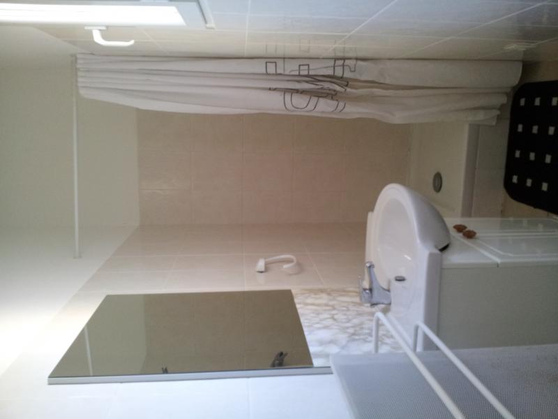 photo 2 Location entre particuliers Hyres appartement Provence-Alpes-Cte d'Azur Var Salle d'eau