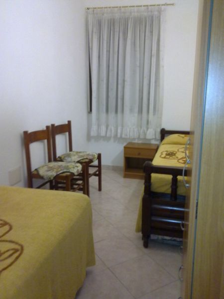 photo 4 Location entre particuliers Cala Gonone appartement Sardaigne Nuoro (province de) chambre 2