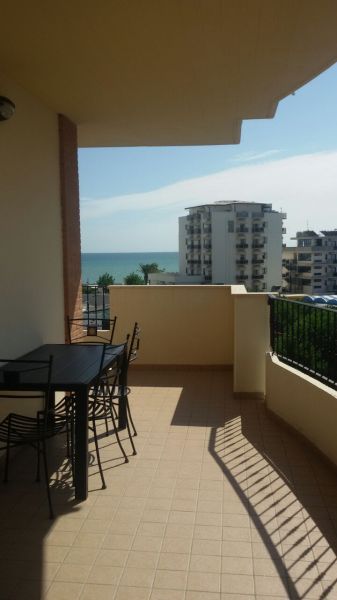 photo 12 Location entre particuliers Alba Adriatica appartement Abruzzes Teramo (province de) Terrasse