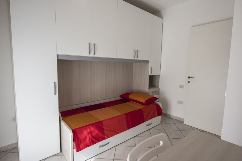 photo 18 Location entre particuliers Marotta appartement Marches Pesaro Urbino (province de) chambre 2