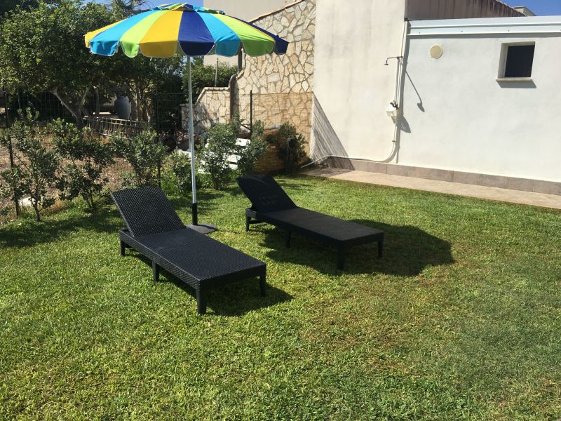 photo 6 Location entre particuliers Castellammare del Golfo villa Sicile Trapani (province de) Jardin