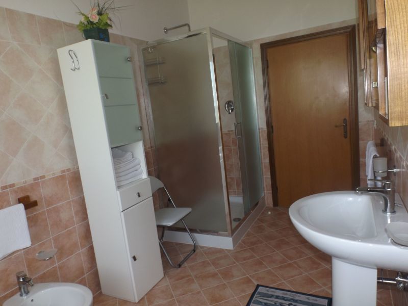 photo 8 Location entre particuliers Cortona appartement Toscane Arezzo (province d') salle de bain