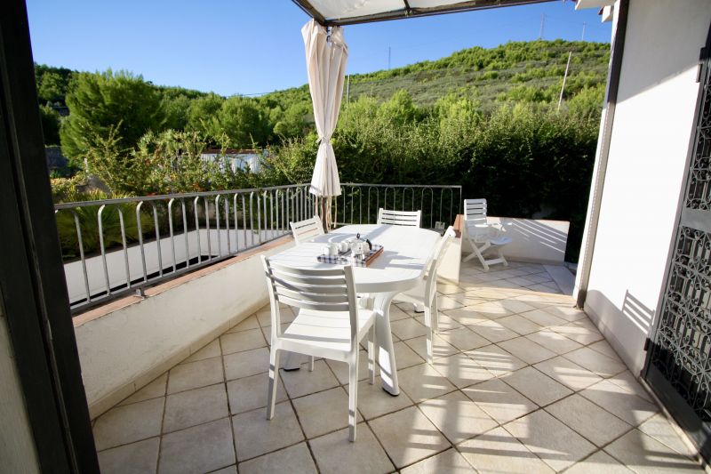 photo 9 Location entre particuliers Peschici appartement Pouilles Foggia (province de) Terrasse