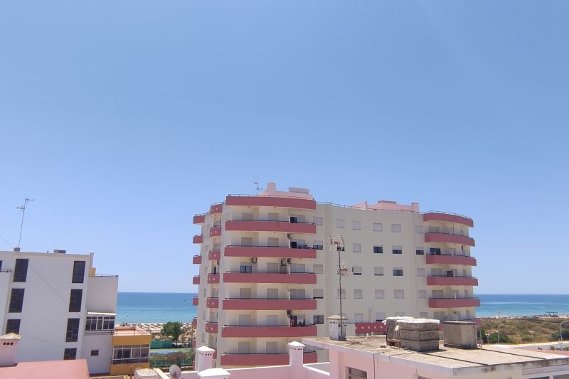 photo 0 Location entre particuliers Monte Gordo appartement Algarve  Vue du balcon