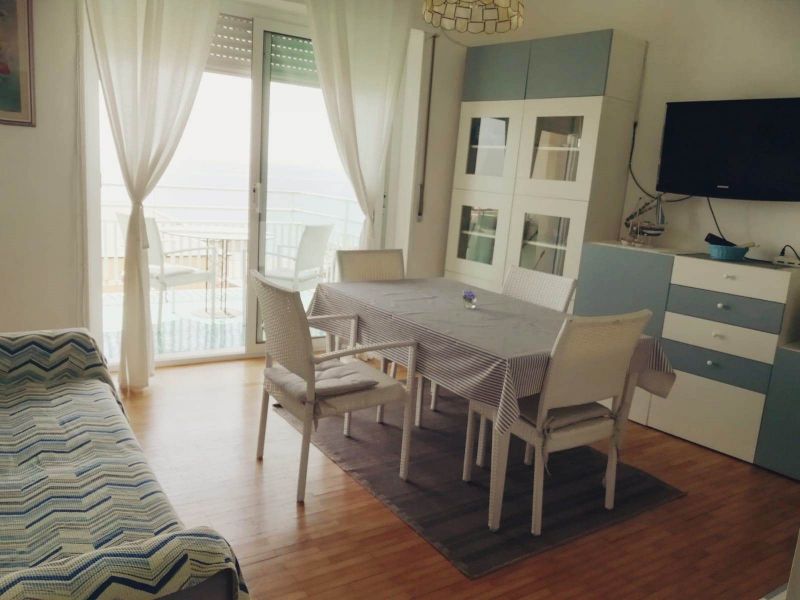 photo 6 Location entre particuliers Ospedaletti appartement Ligurie Imperia (province d') Cuisine indpendante