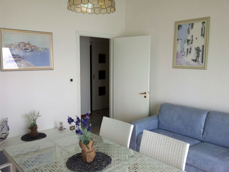 photo 5 Location entre particuliers Ospedaletti appartement Ligurie Imperia (province d') chambre