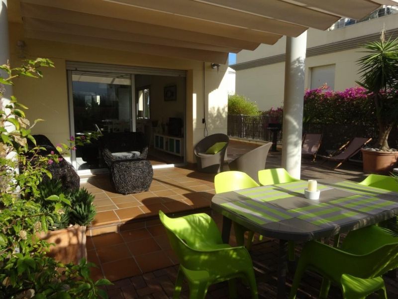 photo 3 Location entre particuliers Llana appartement Catalogne Grone (province de) Jardin