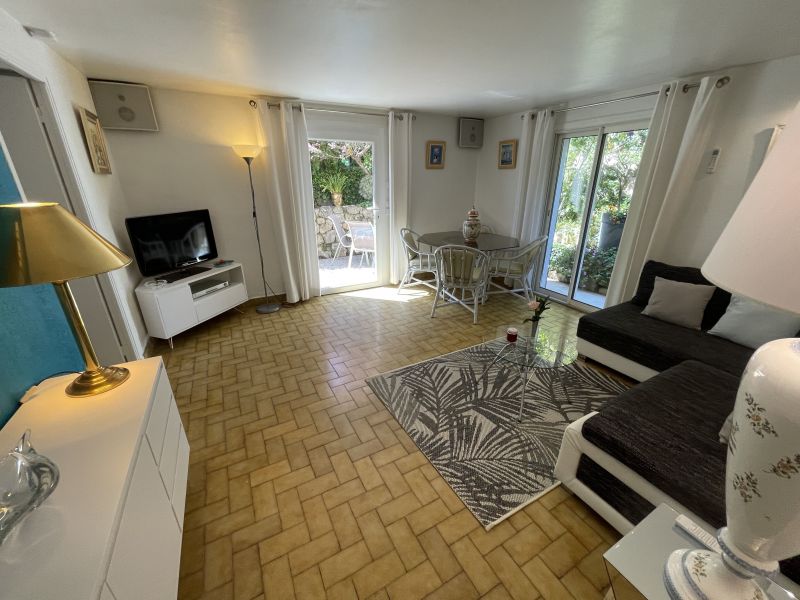 photo 3 Location entre particuliers Antibes appartement Provence-Alpes-Cte d'Azur Alpes-Maritimes Salle  manger