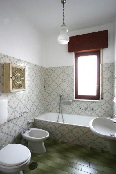 photo 8 Location entre particuliers Lacco Ameno appartement Campanie le de Ischia salle de bain