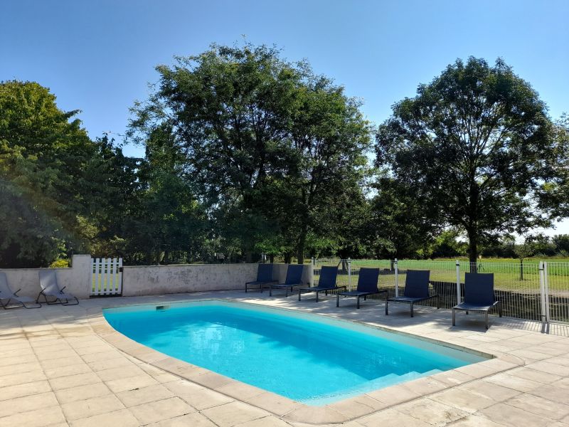 photo 28 Location entre particuliers La Rochelle gite Poitou-Charentes Charente-Maritime Piscine