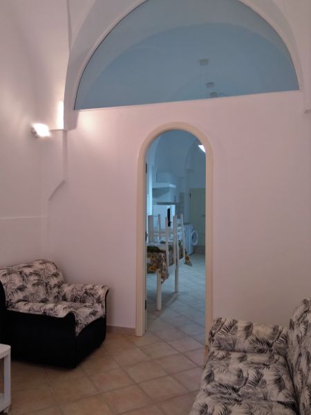 photo 2 Location entre particuliers Pescoluse appartement Pouilles Lecce (province de) Salon