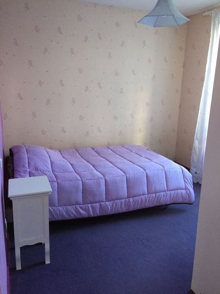 photo 1 Location entre particuliers Saintes appartement Poitou-Charentes Charente-Maritime chambre